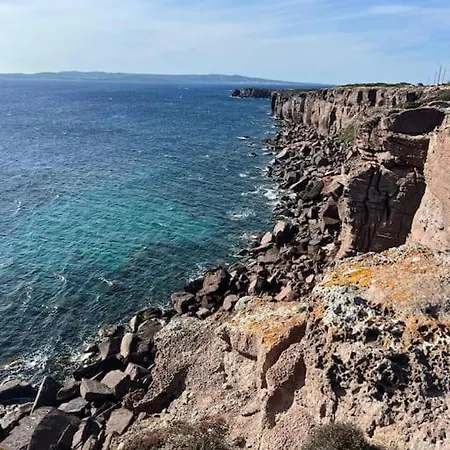 Casa Sul Mare Con Giardino Sardegna Sant'antioco Cala Sapone