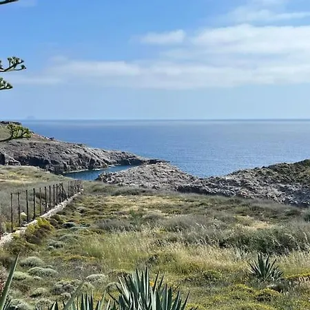 Casa Sul Mare Con Giardino Sardegna Sant'antioco